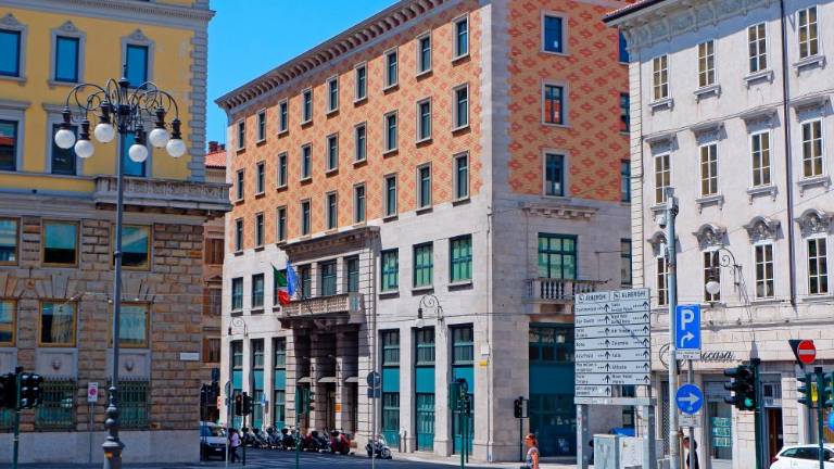 Narodni dom v Trstu: dogovor med fundacijo in univerzo