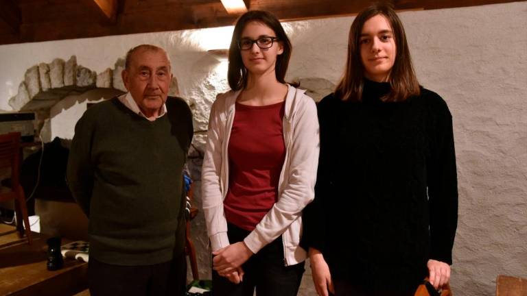 Lakovič, Juretičeva in Grudnova