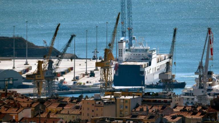 Prvi je turški ro-ro Ulusoy 14