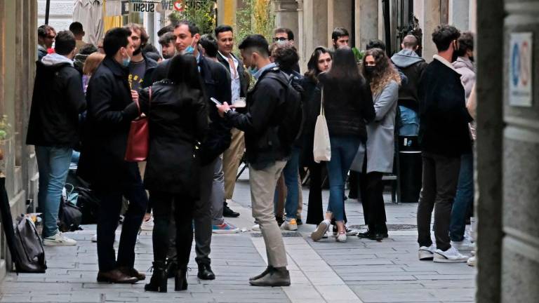 Spet kava, kosilo in aperitiv