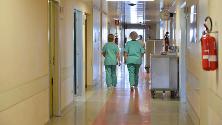FJK: Več bolnikov v bolnišnicah