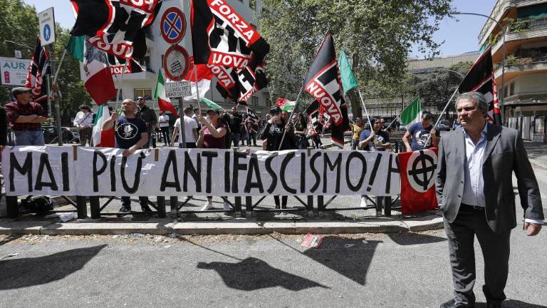 Kako bi lahko razpustili stranko Forza nuova