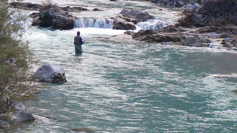 Lega in geografske značilnosti