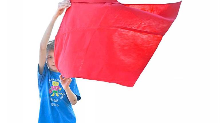 »Živel prvi maj!«