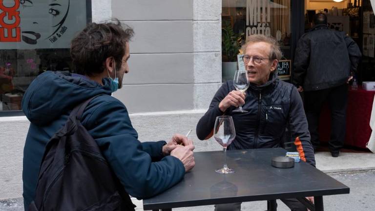 Spet kava, kosilo in aperitiv