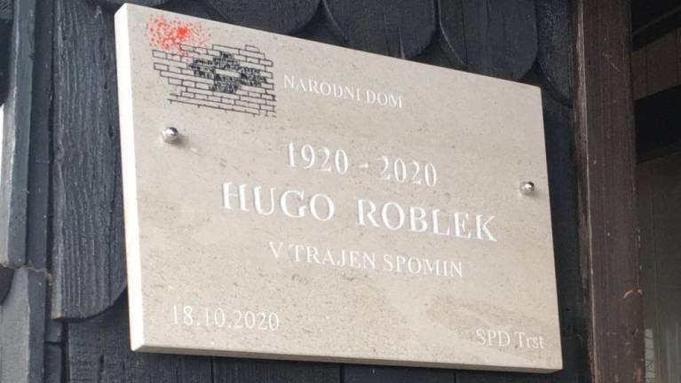 Hugo Roblek ima spominsko ploščo