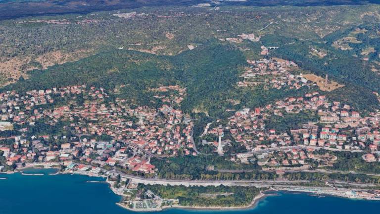 S projektom žičnice še vztrajajo, čeprav še ni soglasja iz Rima