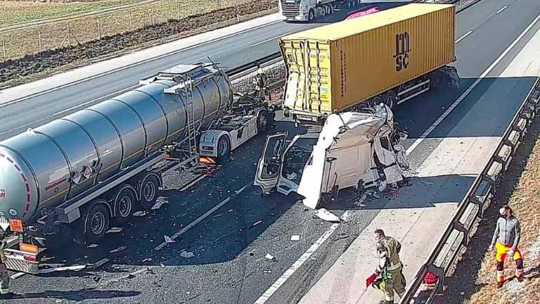 Prometna nesreča na primorski avtocesti