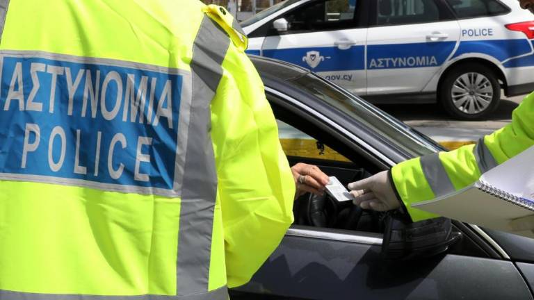 750 evrov nagrade, če se ne vrnejo domov na Ciper