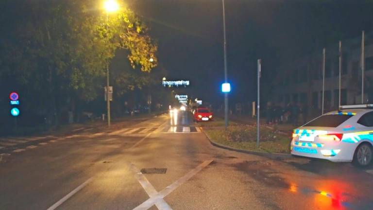 V Novi Gorici podrl mladoletnico in odpeljal dalje