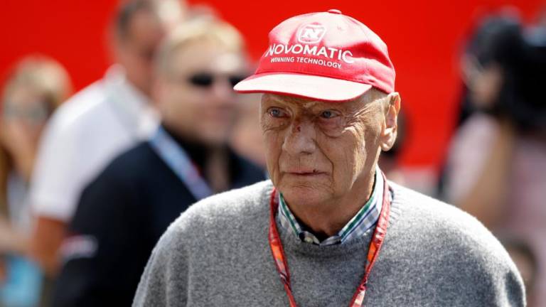 Umrl je Niki Lauda, legenda formule 1