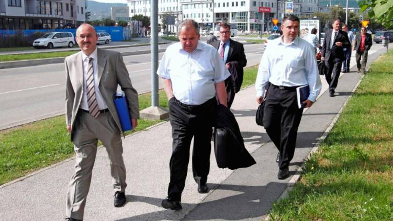 Vrhovno sodišče potrdilo sodbe zoper nekdanje nadzornike v prid Luke Koper