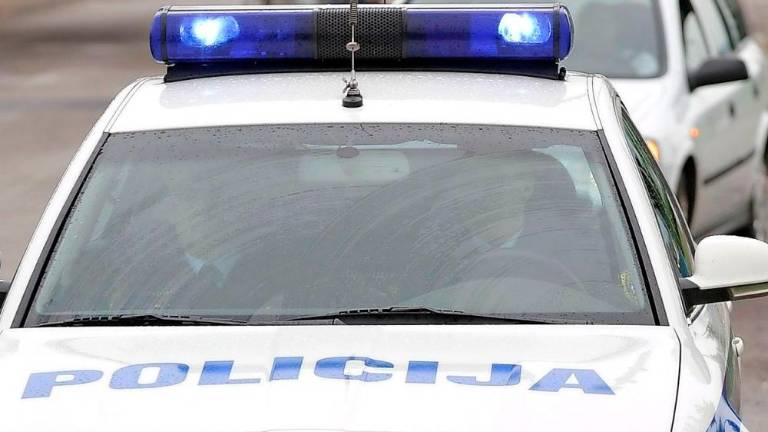 Pijana za volanom z otrokom v avtomobilu