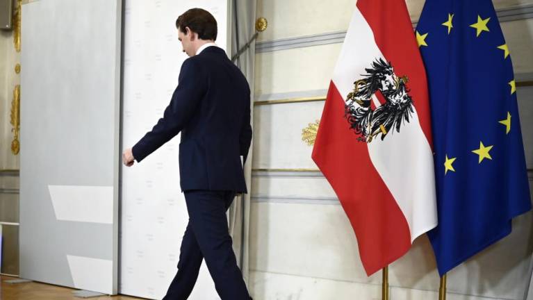 Avstrijski kancler Kurz odstopil s položaja