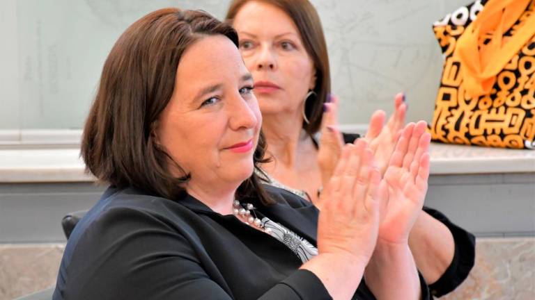 V rebalansu nekaj več denarja za Slovence v zamejstvu in po svetu