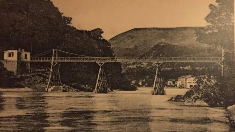 Ko sta Štmaver in Solkan povezovala mostič in čoln