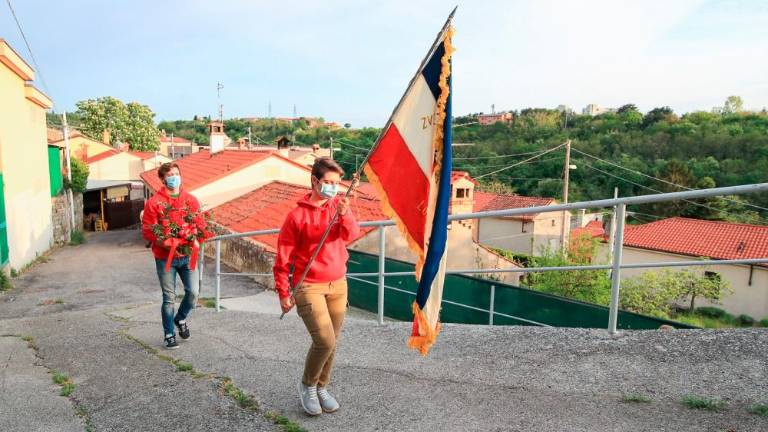 1. maj v Dolini, Zgoniku, Lonjerju in Gropadi