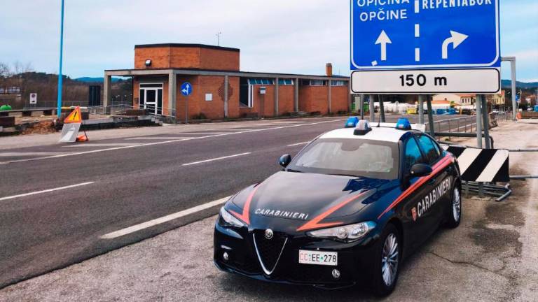 Odprl več prevoznih podjetij in izdajal lažne fakture