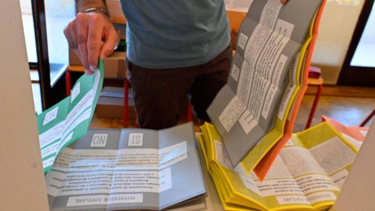 Referendumski debakel, rekordno nizka udeležba