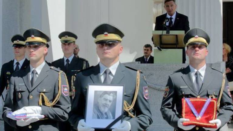 Partizan, ki je spo&scaron;toval različno misleče