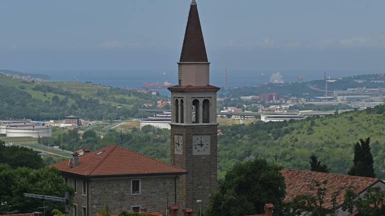 Dolina: pred sto leti strela udarila v zvonik