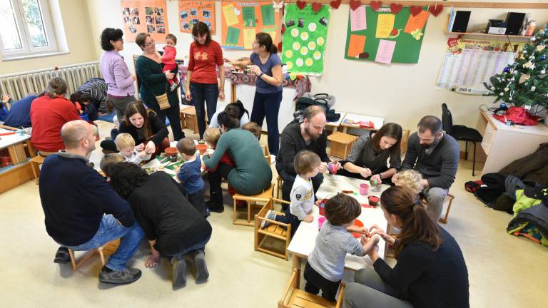 40 dodatnih mest v jaslih