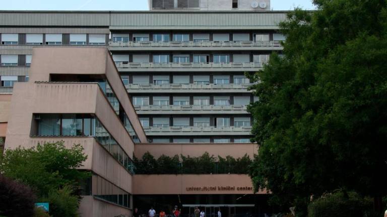 Slovenca italijanski deklici povrnila sluh