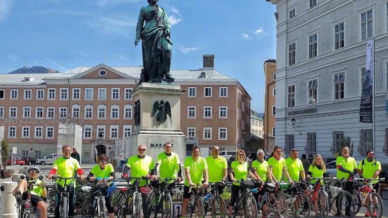 Prikolesarili v Salzburg