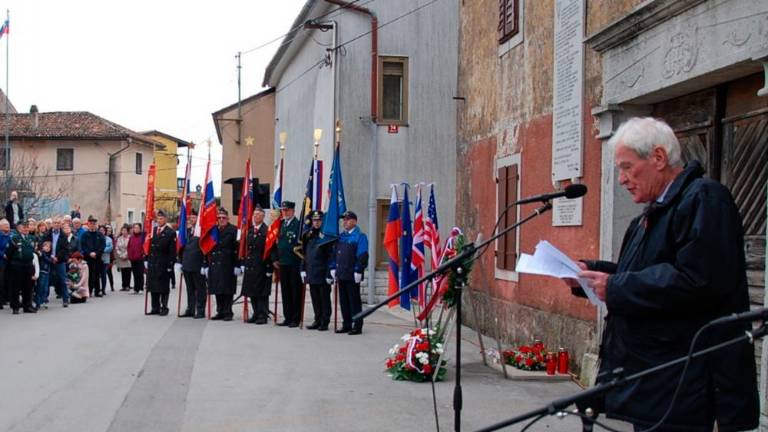 Težki časi, ko vladata tukaj in zdaj