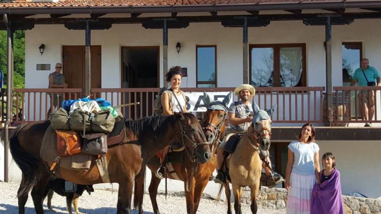 S konji od Pirenejev do Peloponeza