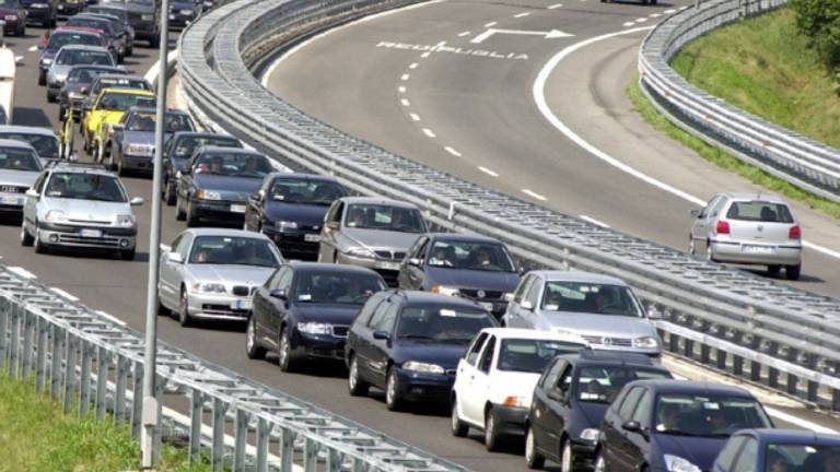 Zaprtje avtoceste A4 v noči na nedeljo