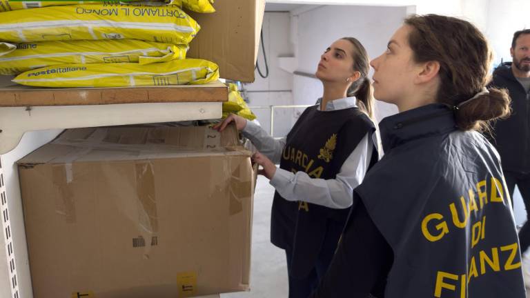 Odkrili mrežo 120 nezakonitih zaposlitev