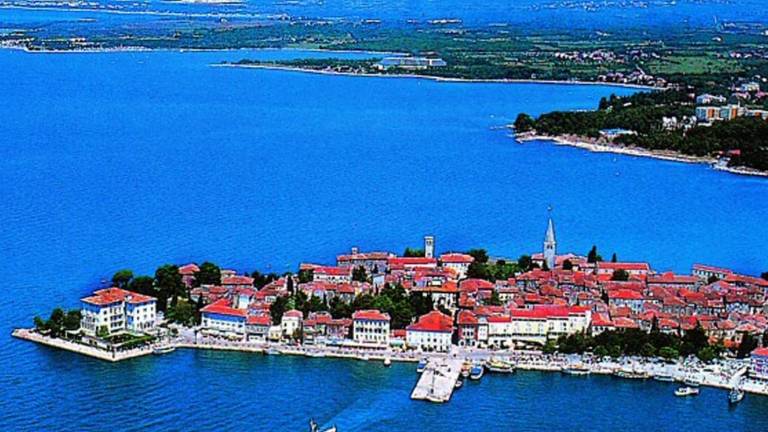 Načrtujejo &scaron;tevilne tematsko zabavno-izobraževalne parke