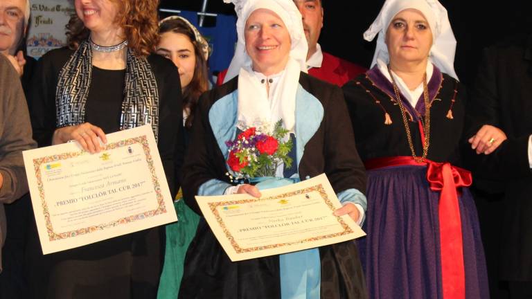 Norki Rauber priznanje Folclor tal cur