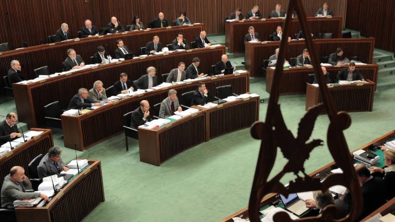 Kdo so preiskovani deželni politiki?
