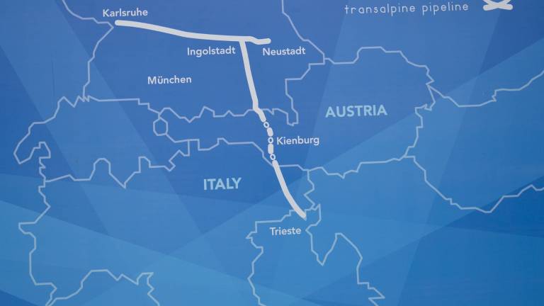Nafta povezuje ljudi, ne ozira se za mejami