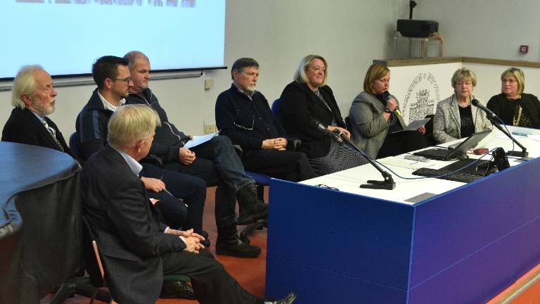 Radijski igri ni odklenkalo