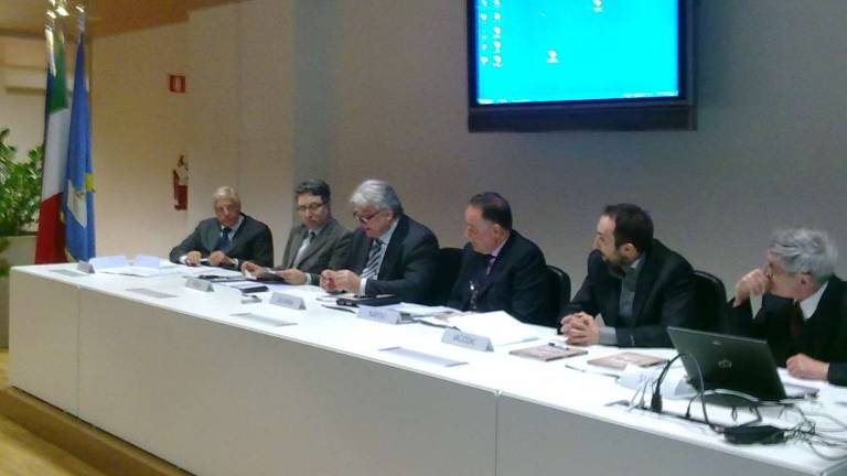 V FJK 600 tisoč ljudi govori furlansko, 120 tisoč pa jih govori slovenski jezik