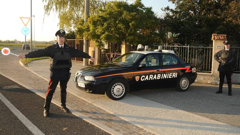 Karabinjerji na sledi tolpi tatov