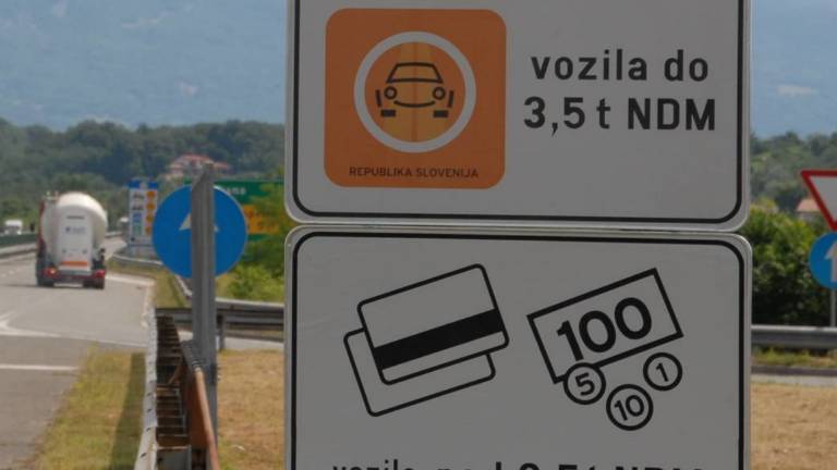 Slovenija uvaja mesečne in tedenske vinjete