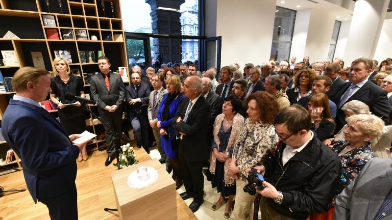 Trža&scaron;ko knjižno sredi&scaron;če praznuje prvi rojstni dan