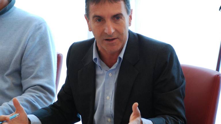 &raquo;Ukinimo simultano prevajanje&laquo;