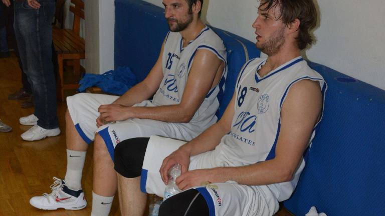 Razočaranje v Dolini, odločilna bo tretja tekma