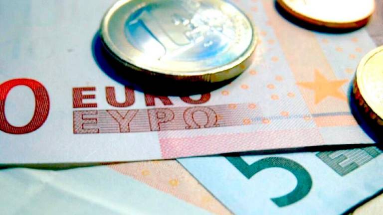 Dežela FJK sprašuje, kam naj usmeri denar