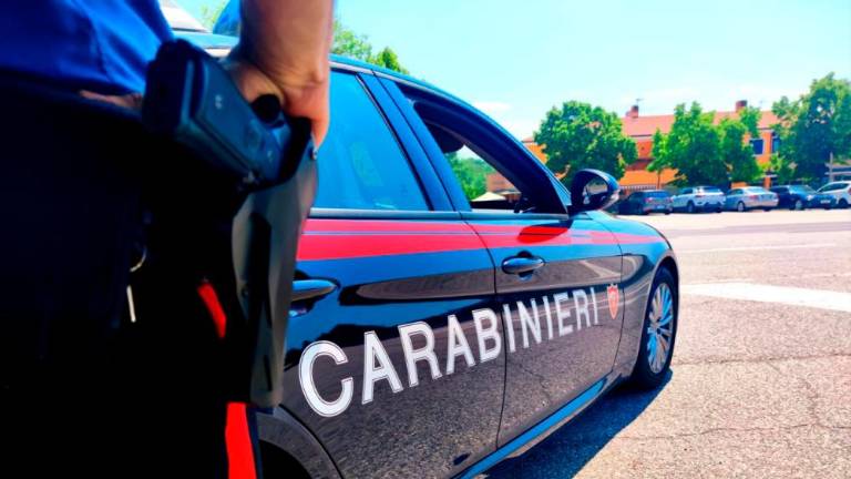 Poln uničujočega besa napadel soprogo