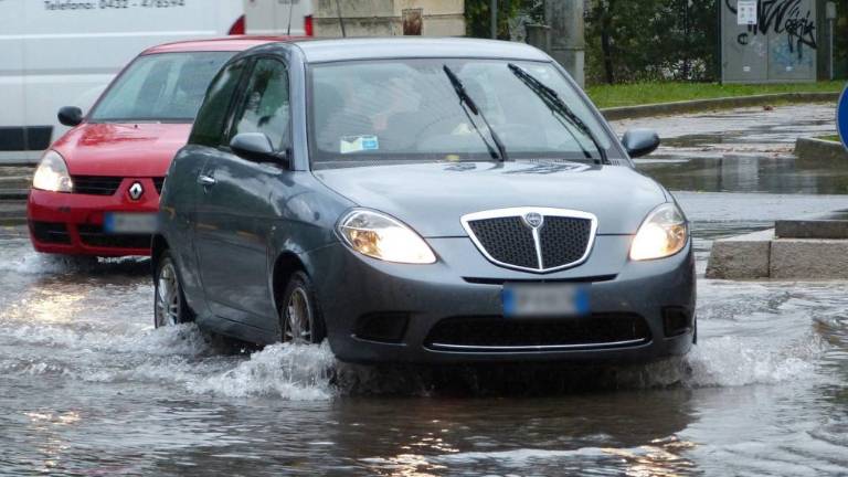 Na Primorskem napovedane obilne padavine