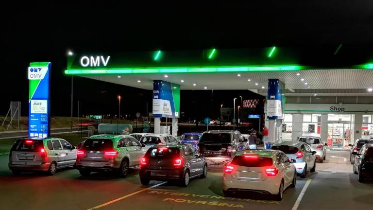 Od polnoči v Sloveniji višje cene pogonskih goriv