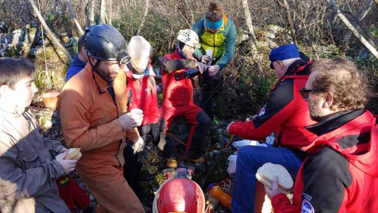 Prva skrb Kraških krtov bo označevanje jam