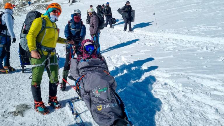 Izjemna slovenska odprava z invalidi na mali Matterhorn in Breithorn