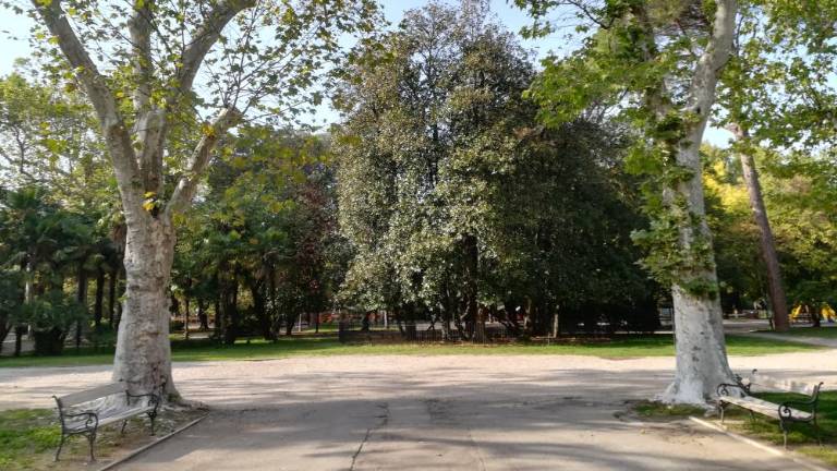 Z januarjem obnova Ljudskega vrta